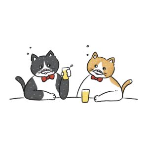 ビールを飲む二匹の猫